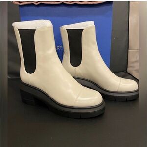 STUART WEITZMAN Norah Leather
Platform Lug Sole Chelsea Boot Size 7.5